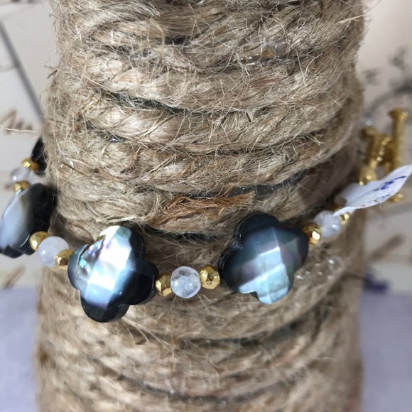 Abalone and moonstone beaded bracelet - Picture 6 of 8